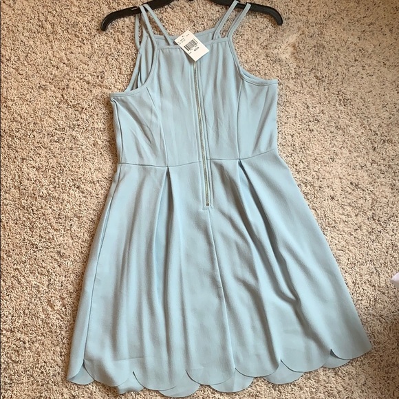 NEW Short Sky Blue Scalloped Dress with Pockets - Picture 2 of 3